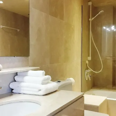 3 Bedroom Penthouse In Puerto Deportivo Apartment *